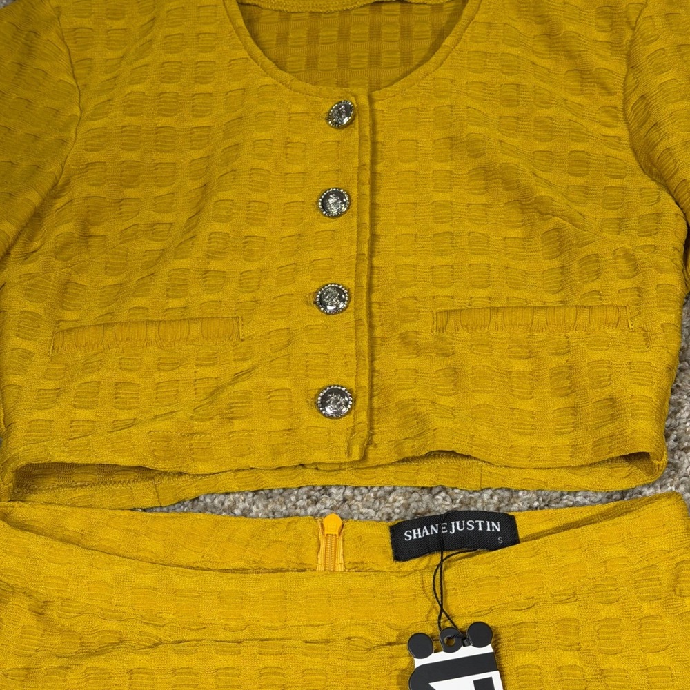 Shane Justin Mustard Yellow Textured Knit Crop Jacket and Mini Skirt Set Small - Picture 4 of 10
